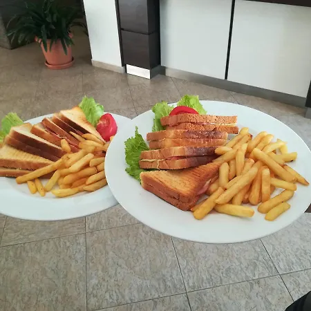 Hotel Glicinia